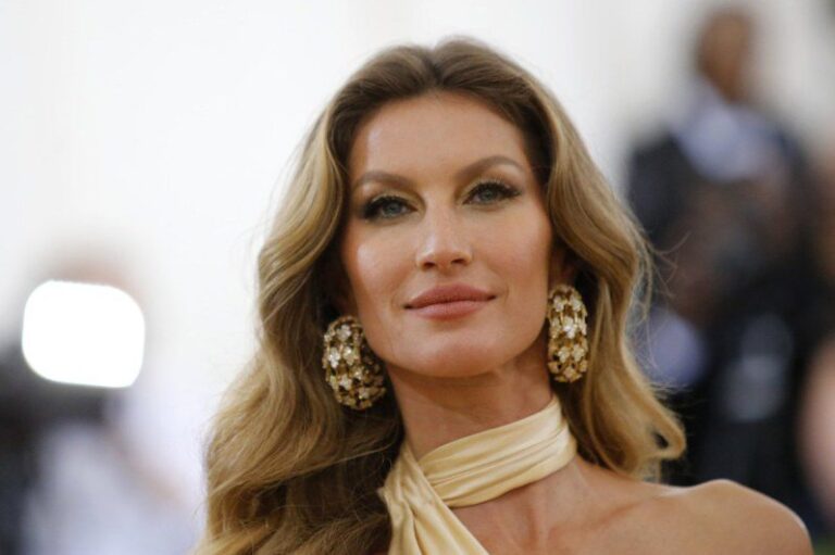 Supermodel Gisele leads a healthy lifestyle and avoids the most toxic foods